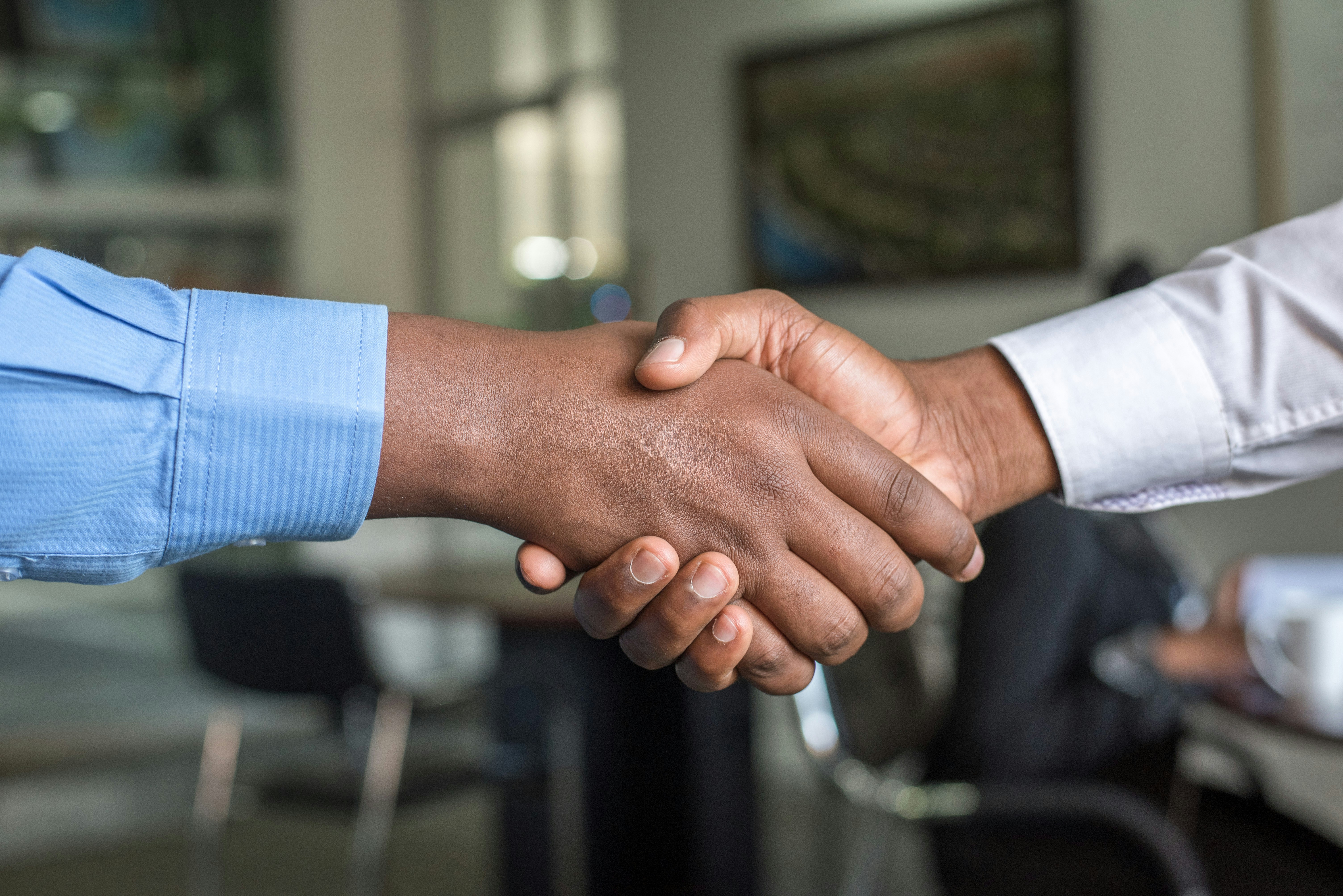 Proven Negotiation Skills That Set Executives Apart in High-Stakes Deals