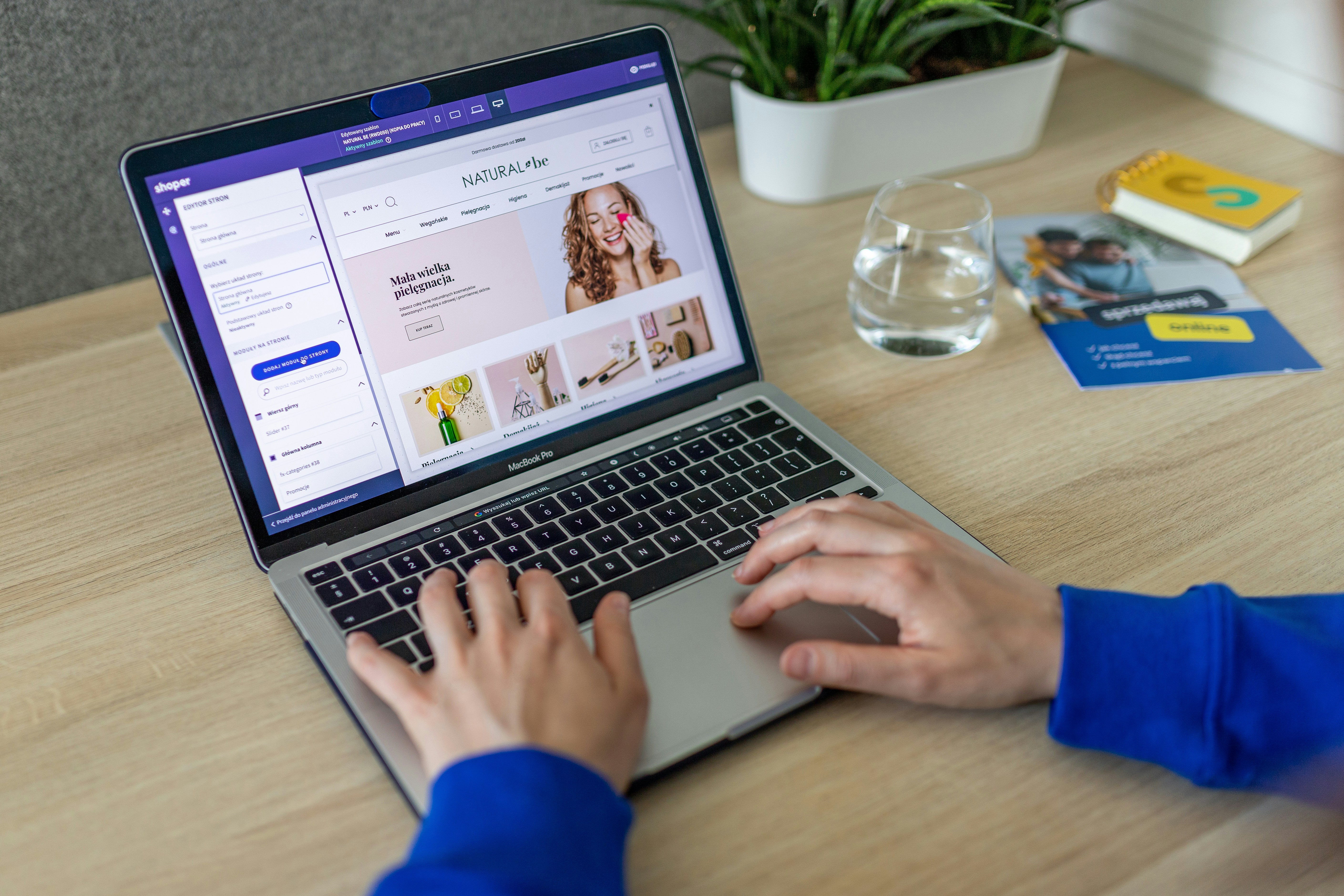 E-Commerce Management Tools Drive Growth For Service Entrepreneurs